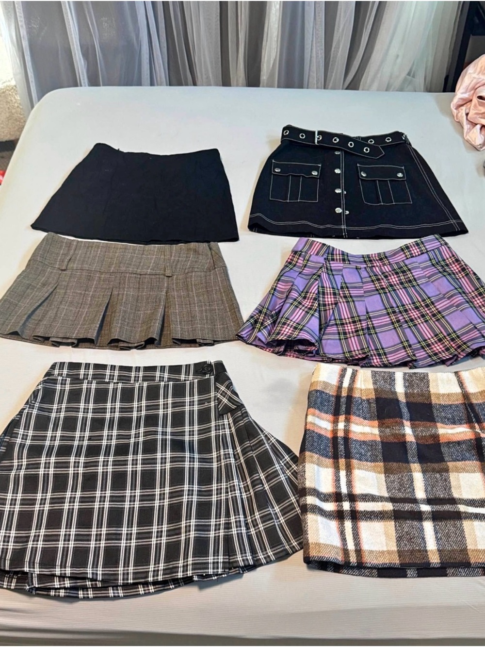 A-Line Mini Skirt XS Lot of 6 Classic Everyday Style